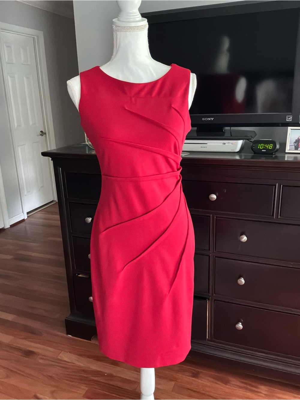 Calvin Klein Red Sleeveless Sheath Dress with Sculpted Seaming